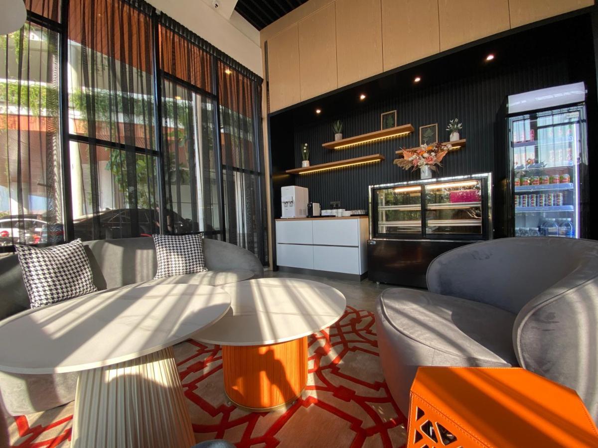OTEL Hotel Suite Sibu Exterior foto